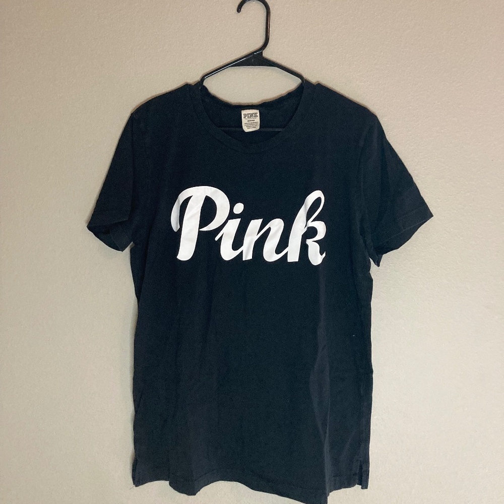 Pink tee